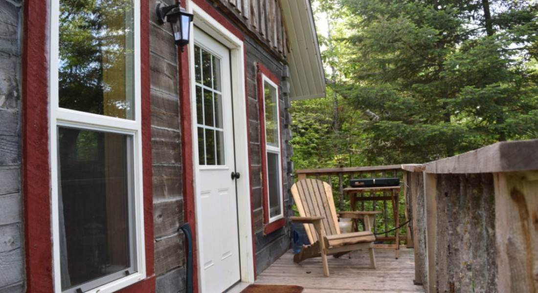 cabin exterior porch