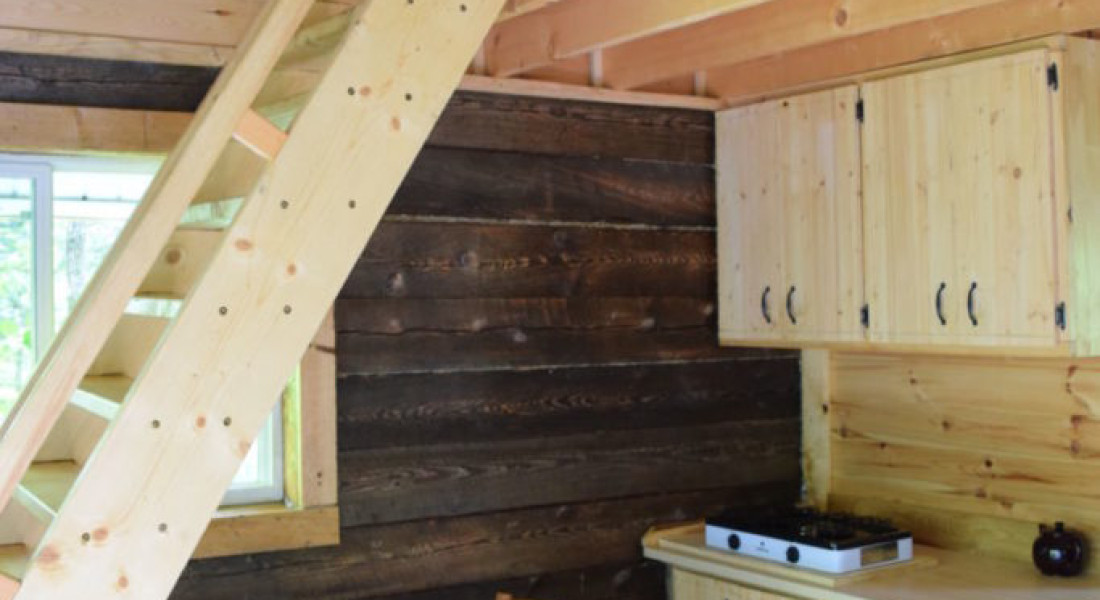 Log Cabin – stairs